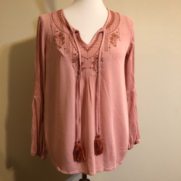 Knox Rose Pink Boho Long Sleeve Embroidered Top - Picture 2 of 8